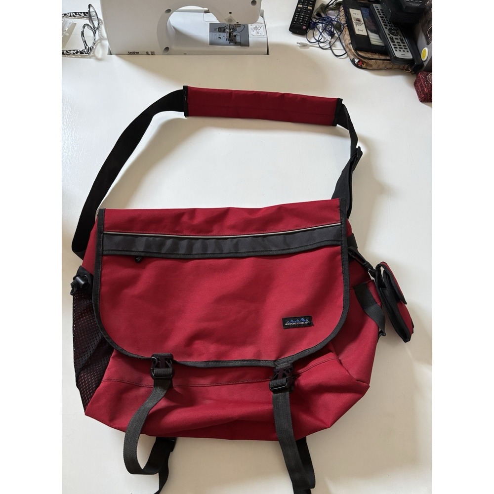 Ridgecrest Soft Flexible Large Messenger Bag w Shoulder Strap 17" x 14", Red VTG